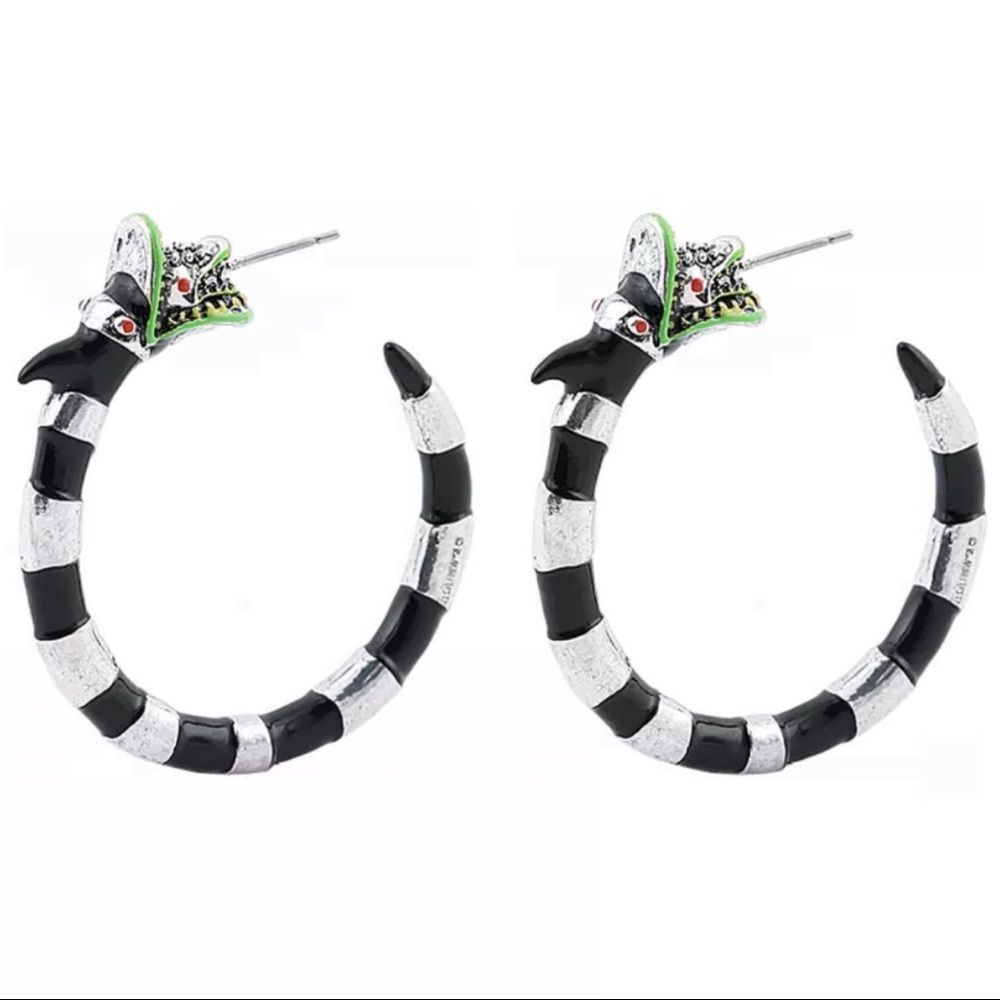 ONE PAIR LEFT! BEETLE JUICE HOOP LOOP FETISH BLACK & WHITE STRIPE SAND WORM 🪱 - Picture 12 of 16